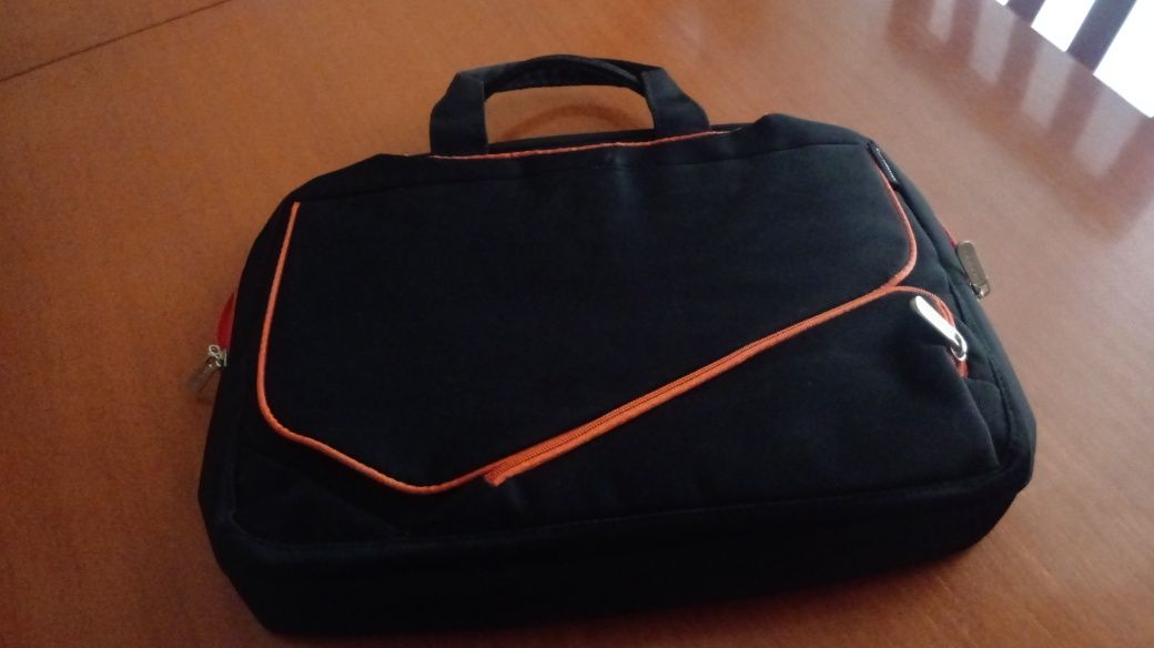 Malas e mochilas