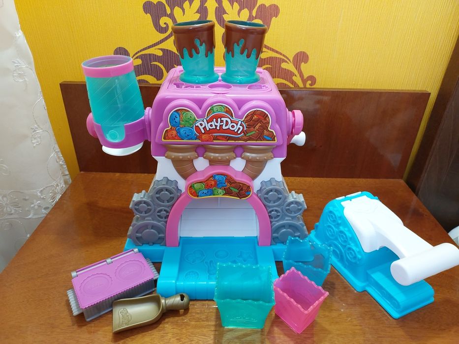Play- doh фабрика цукерок
