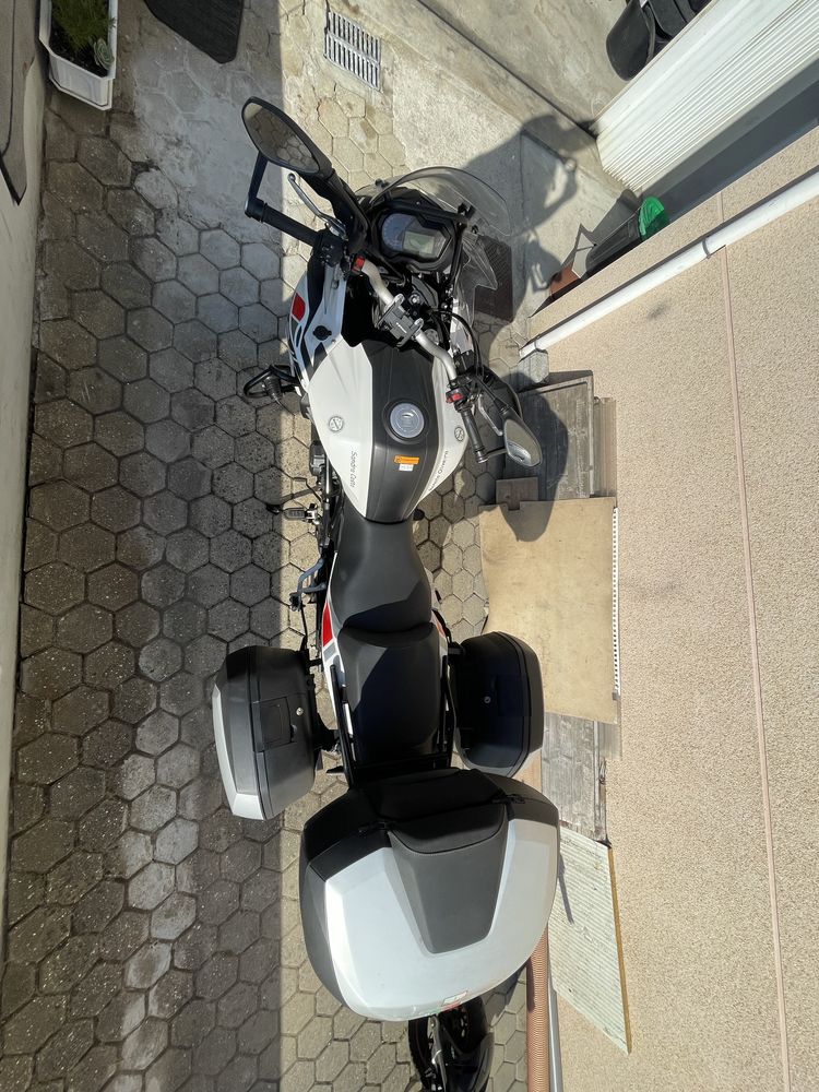 Benelli TRK 502X