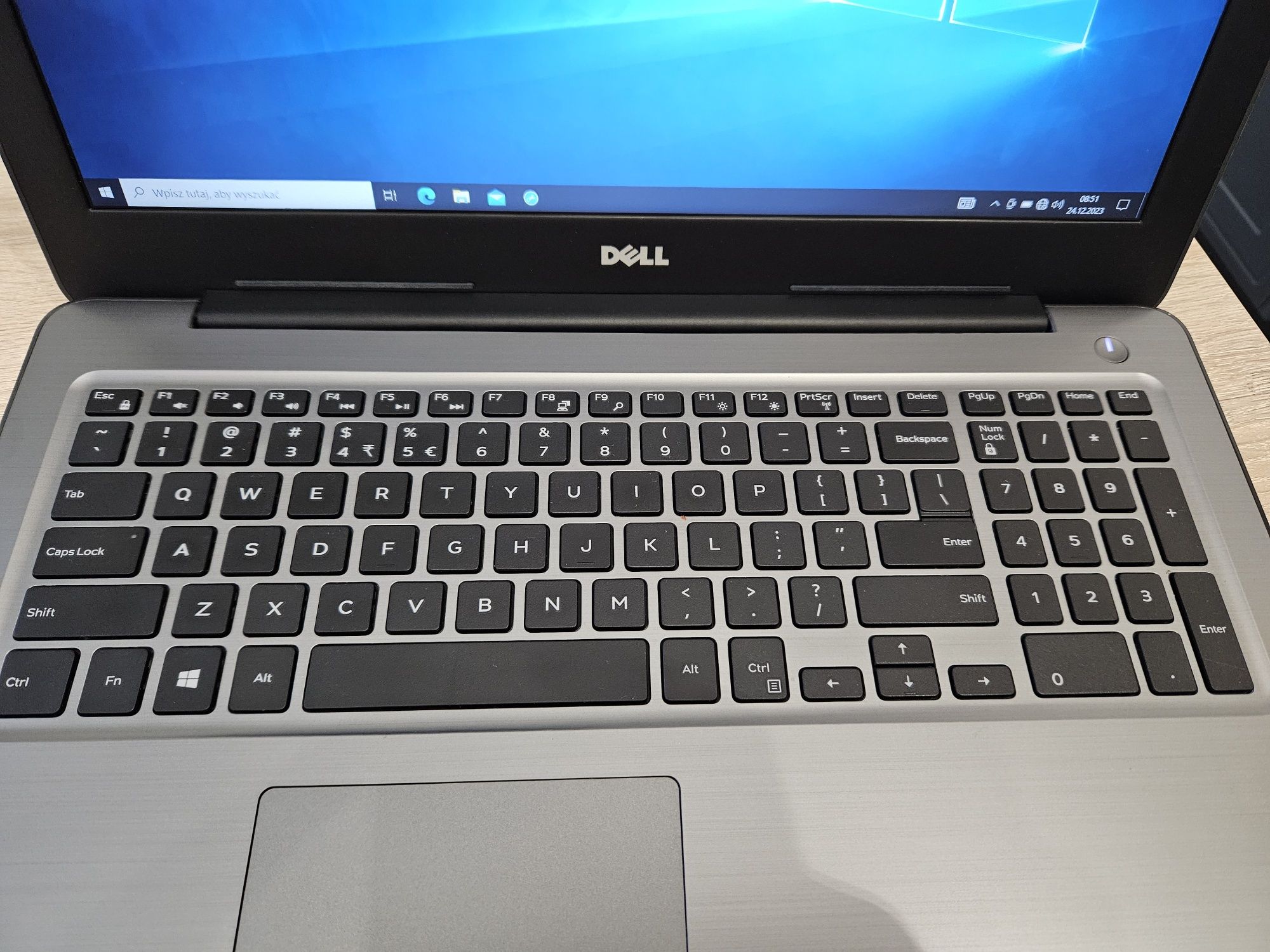 Laptop Dell Inspiron 5567. 8/256.  Bardzo zadbany.