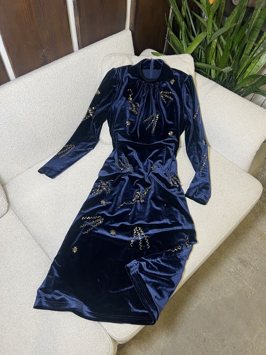 Екслюзив! Оксамитова сукня Valentino, вишиті сузірʼя, розмір М! Знижка