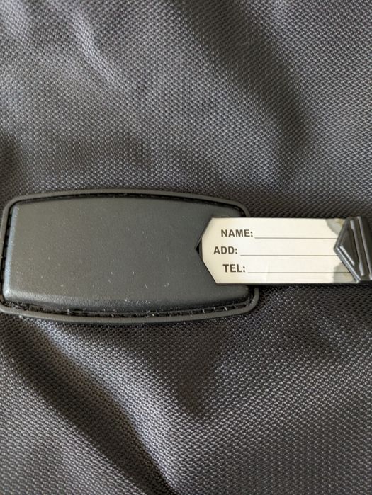 Porta fatos a estrear
