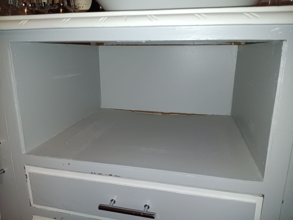 Movel aparador antigo para restaurar