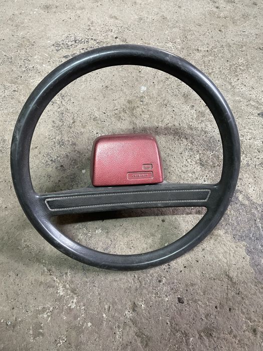 Автомобільне кермо