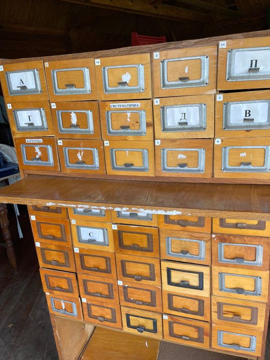 Вінтажна бібліотечна картотека.