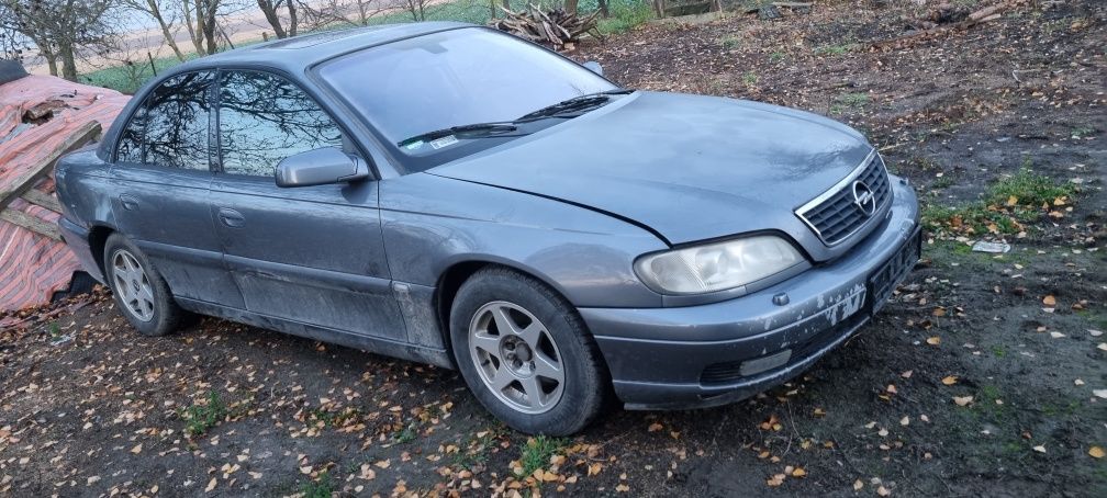 Opel Omega 2.2 lpg