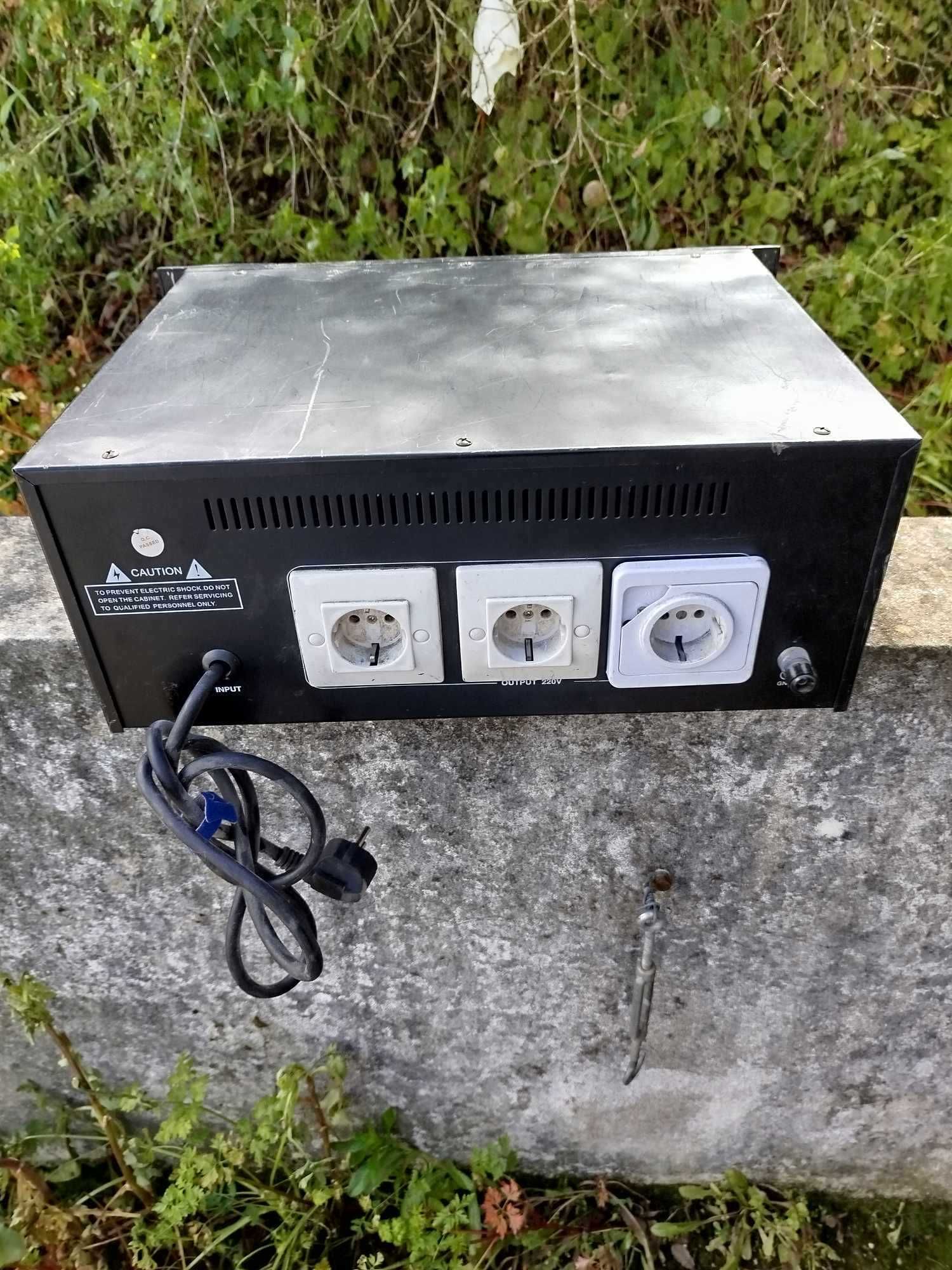 SED-5000S - Regulador de tensão digital para rack de 5000W