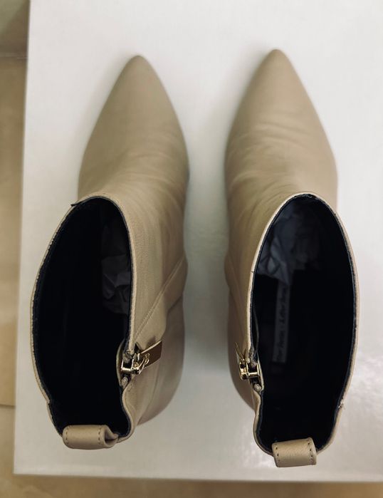 Ботінки kitten heel Other stories бежеві шкіряні ботинки кожаные осень