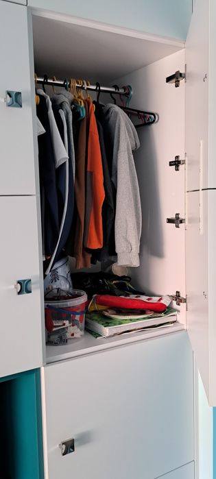 Meble dziecięce, Szafa,łóżko, biurko, półki.