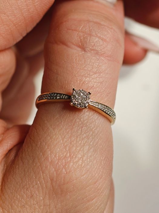 Pierścionek z diamentami zaręczynowy Apart 17mm