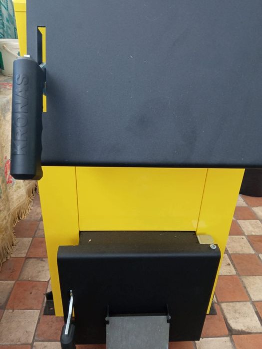 Твердопаливний котел новий