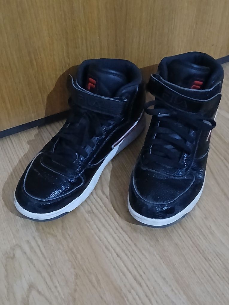 Ténis Bota Fila n. 39 1/2