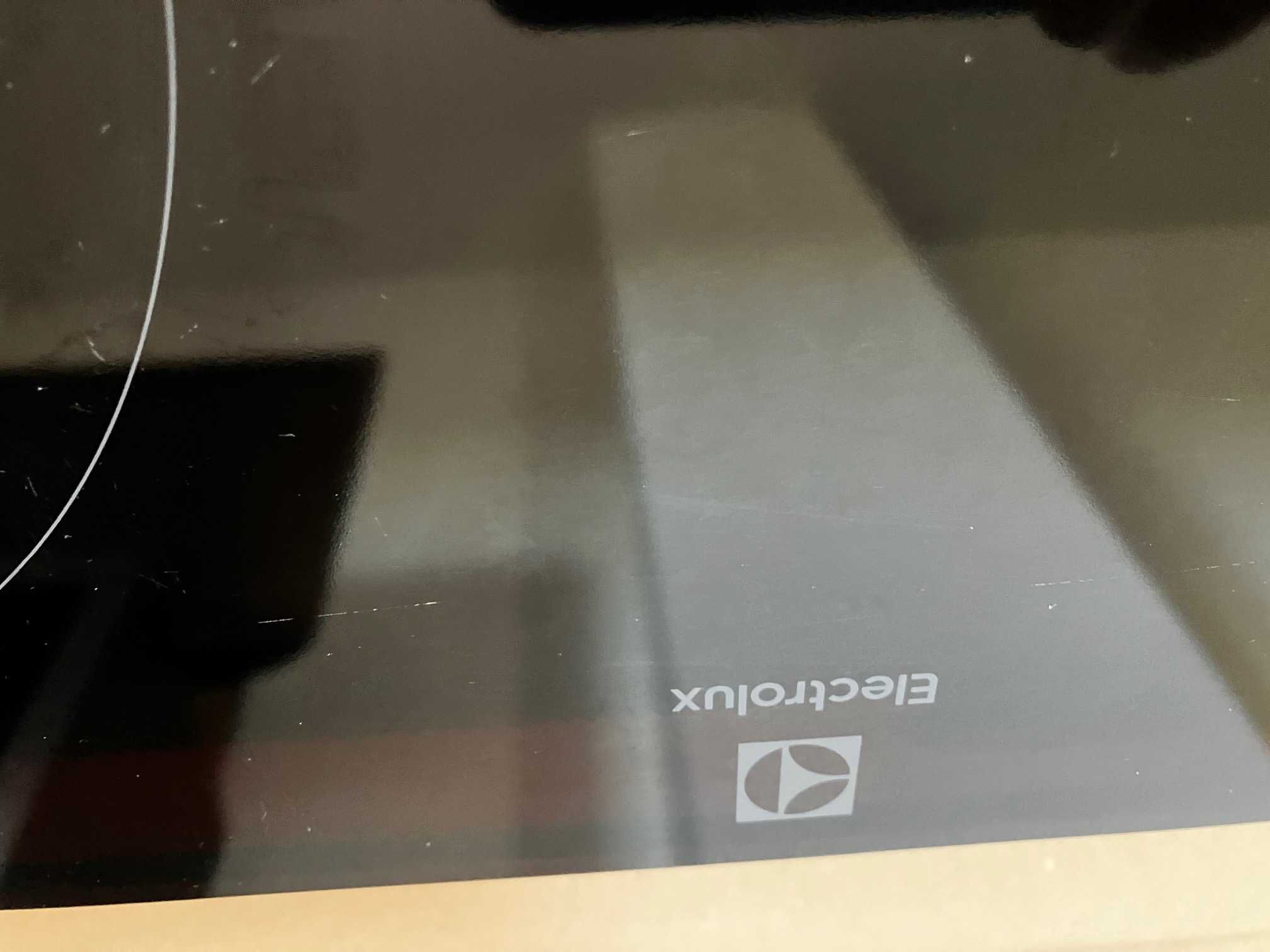 Placa Indução Electrolux