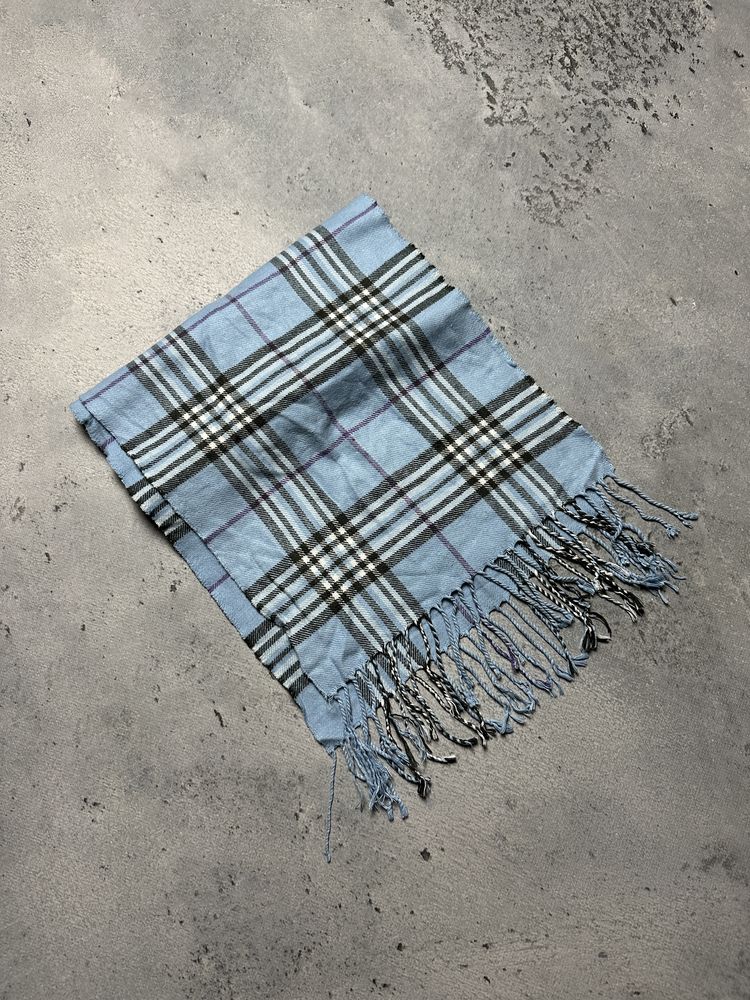 szalik burberry.