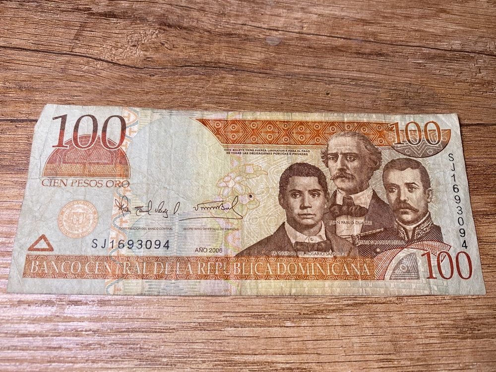 Banknot, Republika Dominikany, 100 Pesos Oro, 2006