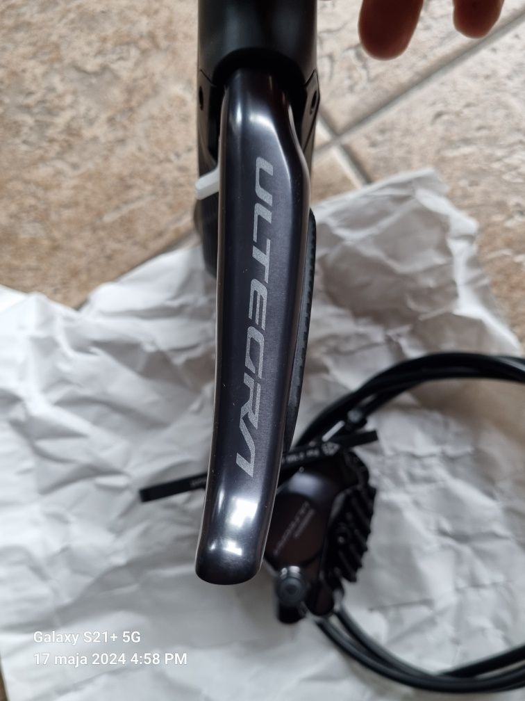 Zestaw hamulcowy shimano ultegra ST-R8170 L Di2