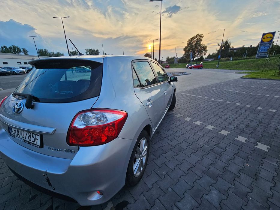 Toyota Auris Toyota Auris I FT hybryda, kamera cofania