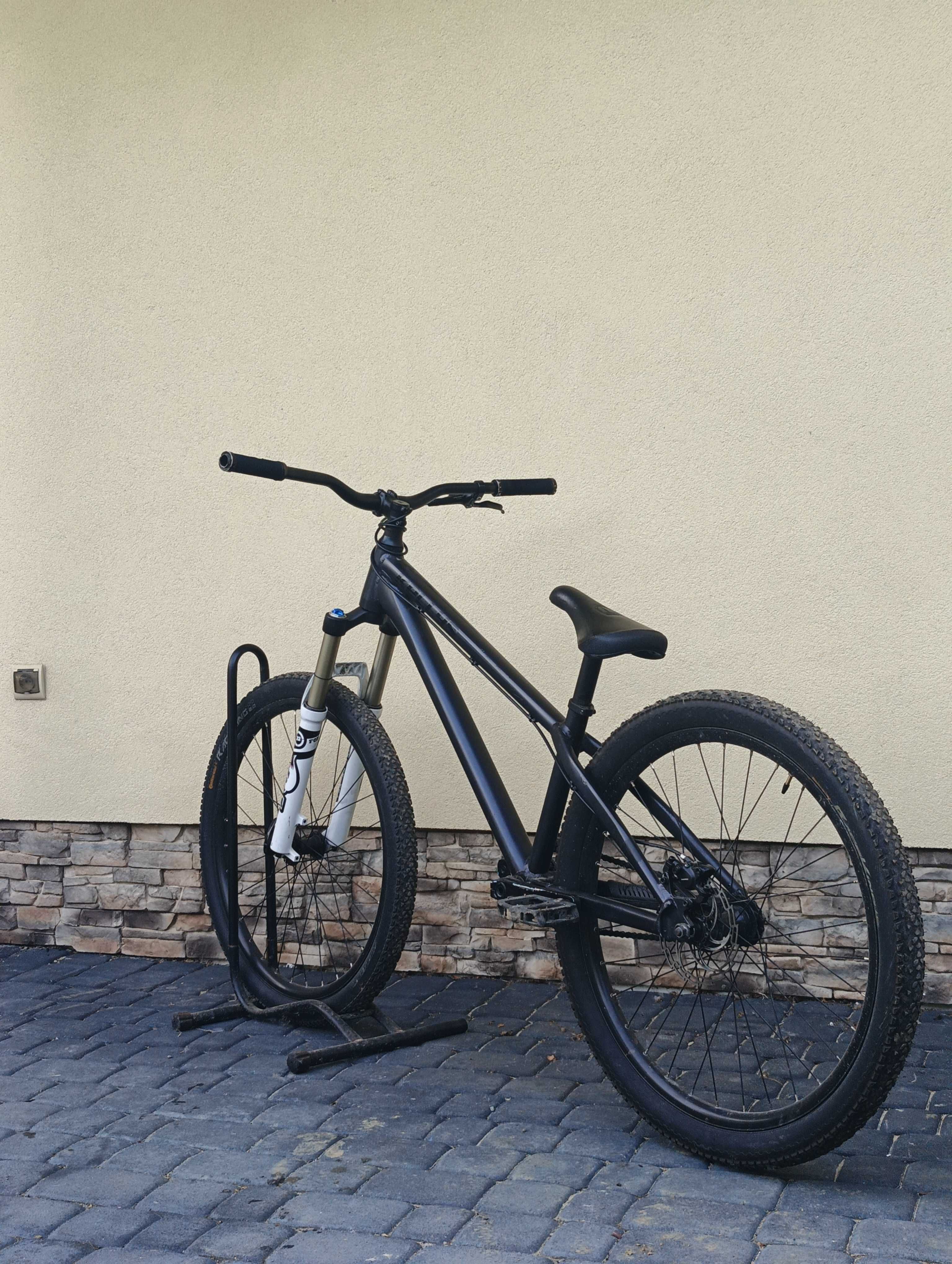Rower Dirt Kellys Whip 30, Fox, Shimano, Dartmoor