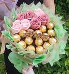 Bukiet Ferrero Rocher róże mydlane. Prezent na Urodziny, Imeniny, Ślub