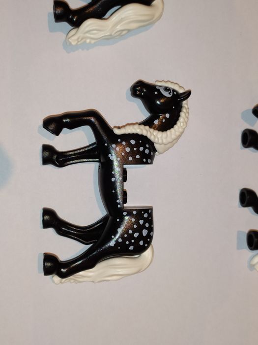 Klocki LEGO 4 konie. Nówki-czarny koń bb1279c02pb01