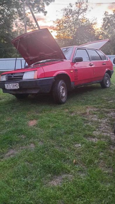 Продам машину ваз 2109