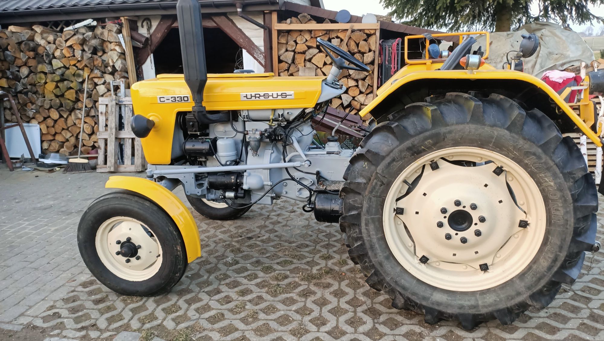 Ursus C 328/330 zadbany