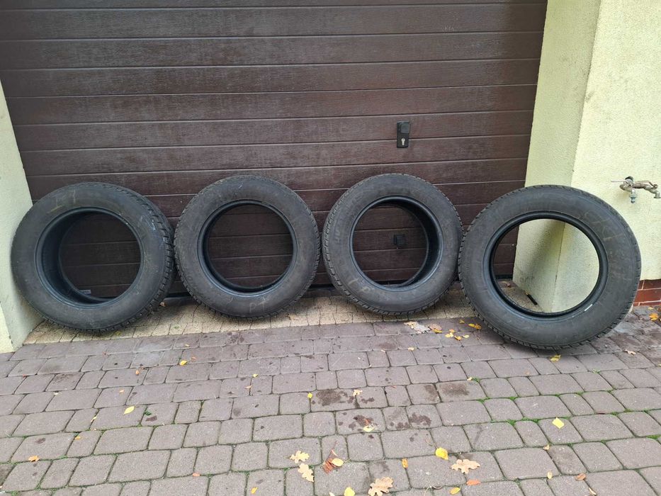 Opony zimowe Kormoran Snow 225/65r17 106H