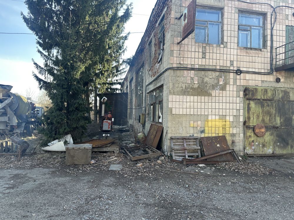 Промислова база в місті Знам'янка 2 бокси