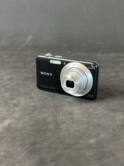 Фотоапарат Sony Cyber-shot— повністю робочий