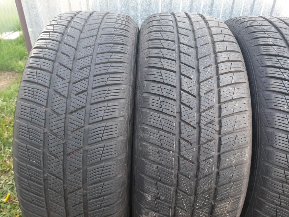 4 szt 235/55 r 19 Opony zimowe Barum Polaris 5