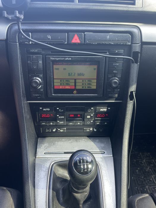 Продам Audi a4b6 2001 рік