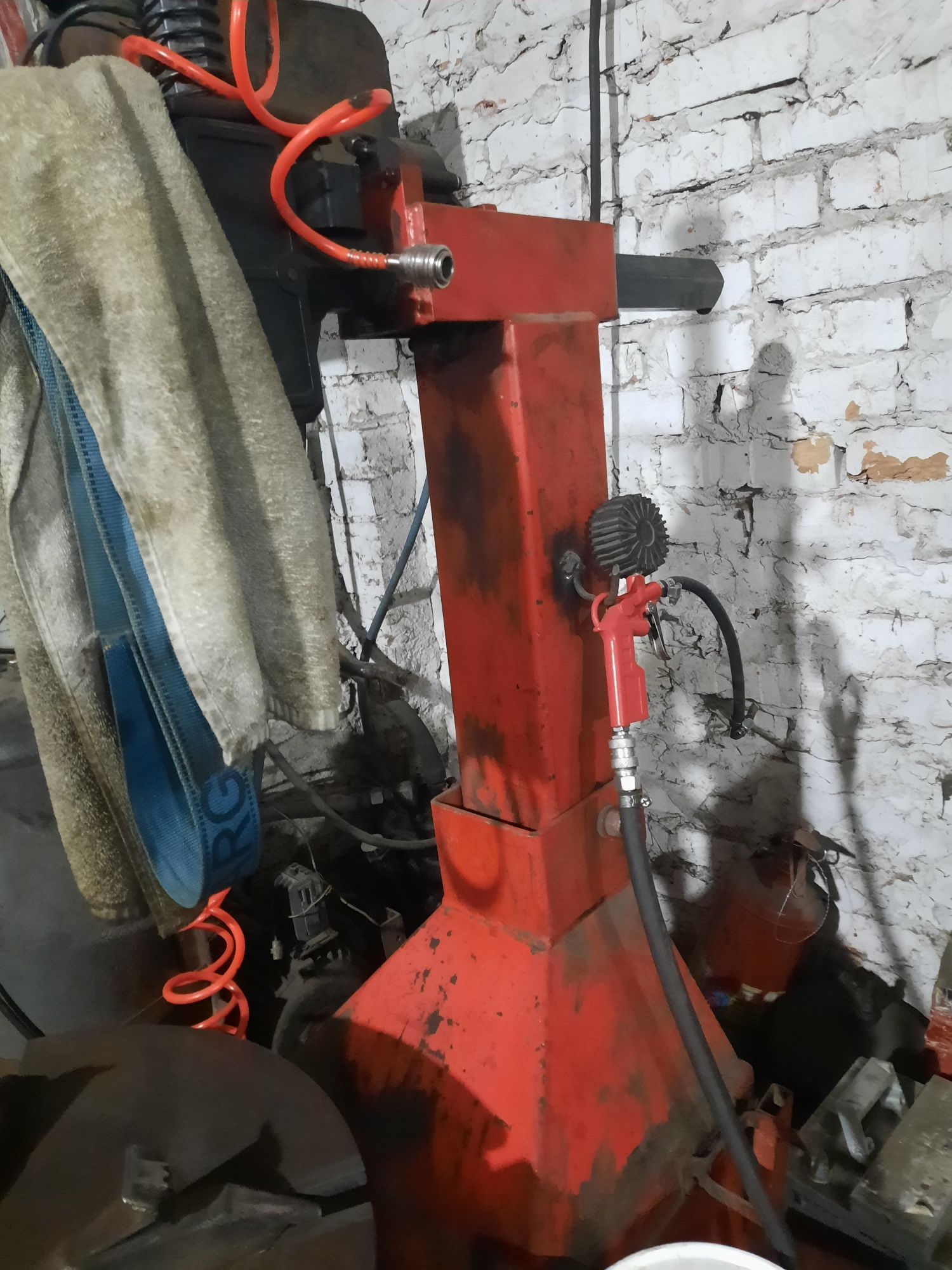 Станок шиномонтажний 380v