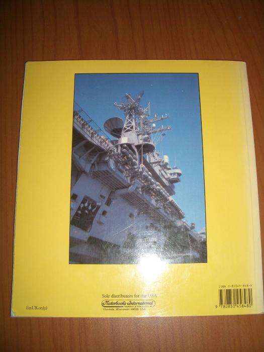 Livro modelismo World Super Carriers Tony Holmes Jean-Pierre Montbazet