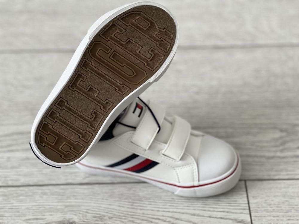 Продам дитячі кеди Tommy Hilfiger р.25.5