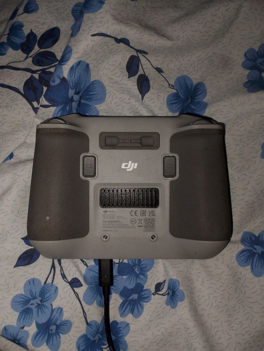 Продам пульт новый. Не разу не под ключался!!!