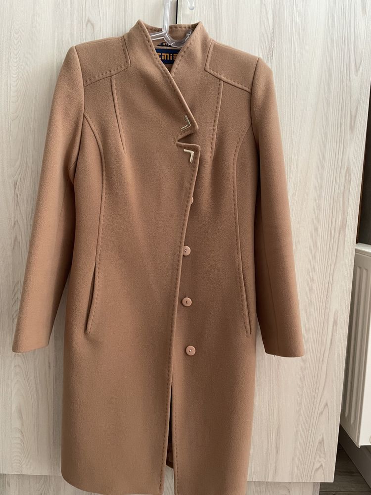 Весняне пальто жіноче, 46 розмір, M-L