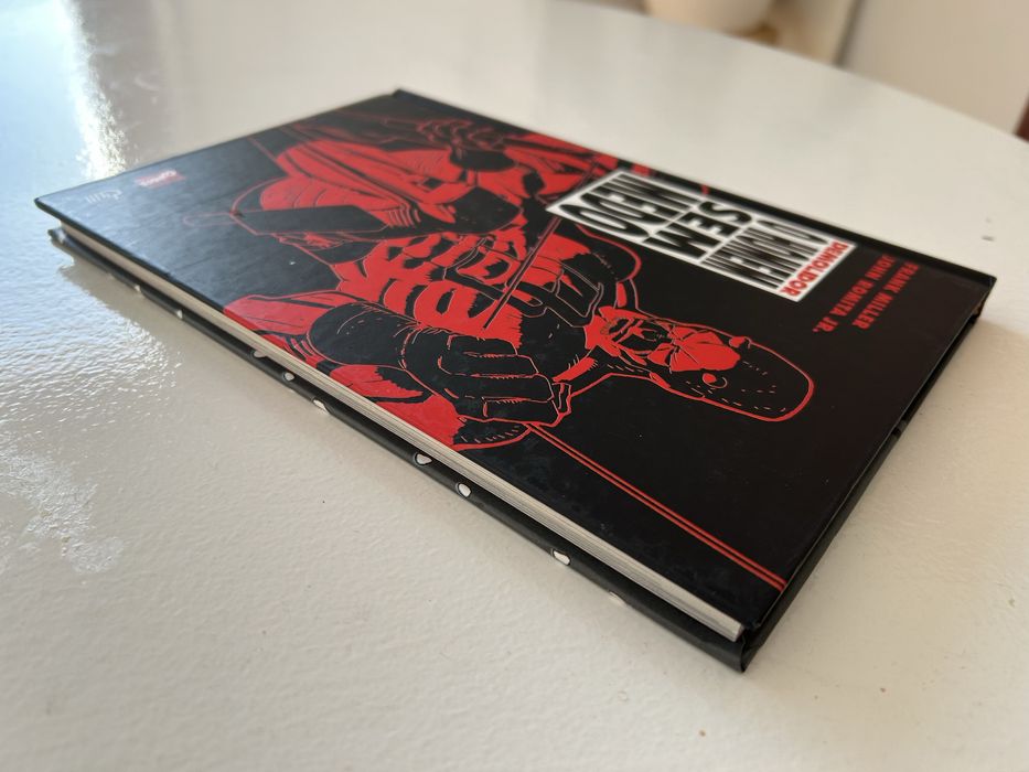 Demolidor: O Homem Sem Medo (Frank Miller & John Romita Jr.) - Devir