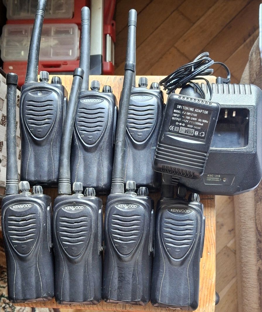 Рації Kenwood 7 штук одним лотом.
