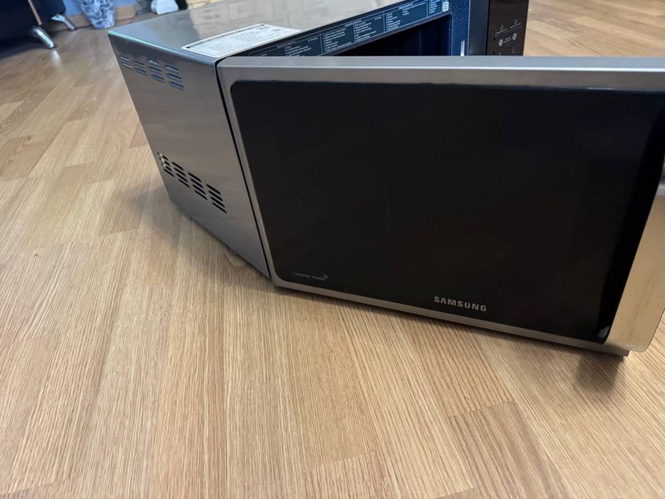 Мікрохвильова піч самсунг