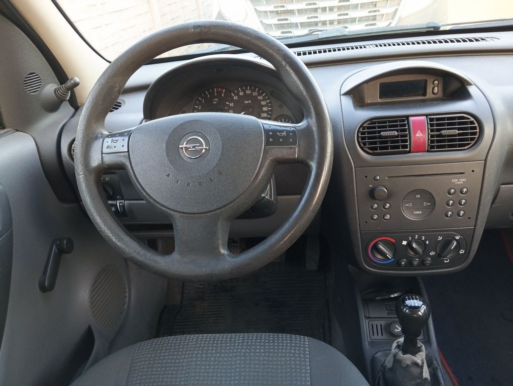Opel Combo C 1.7 DTI 5 Osobowe Klima Hak Radio Zarejestrowane Polecam