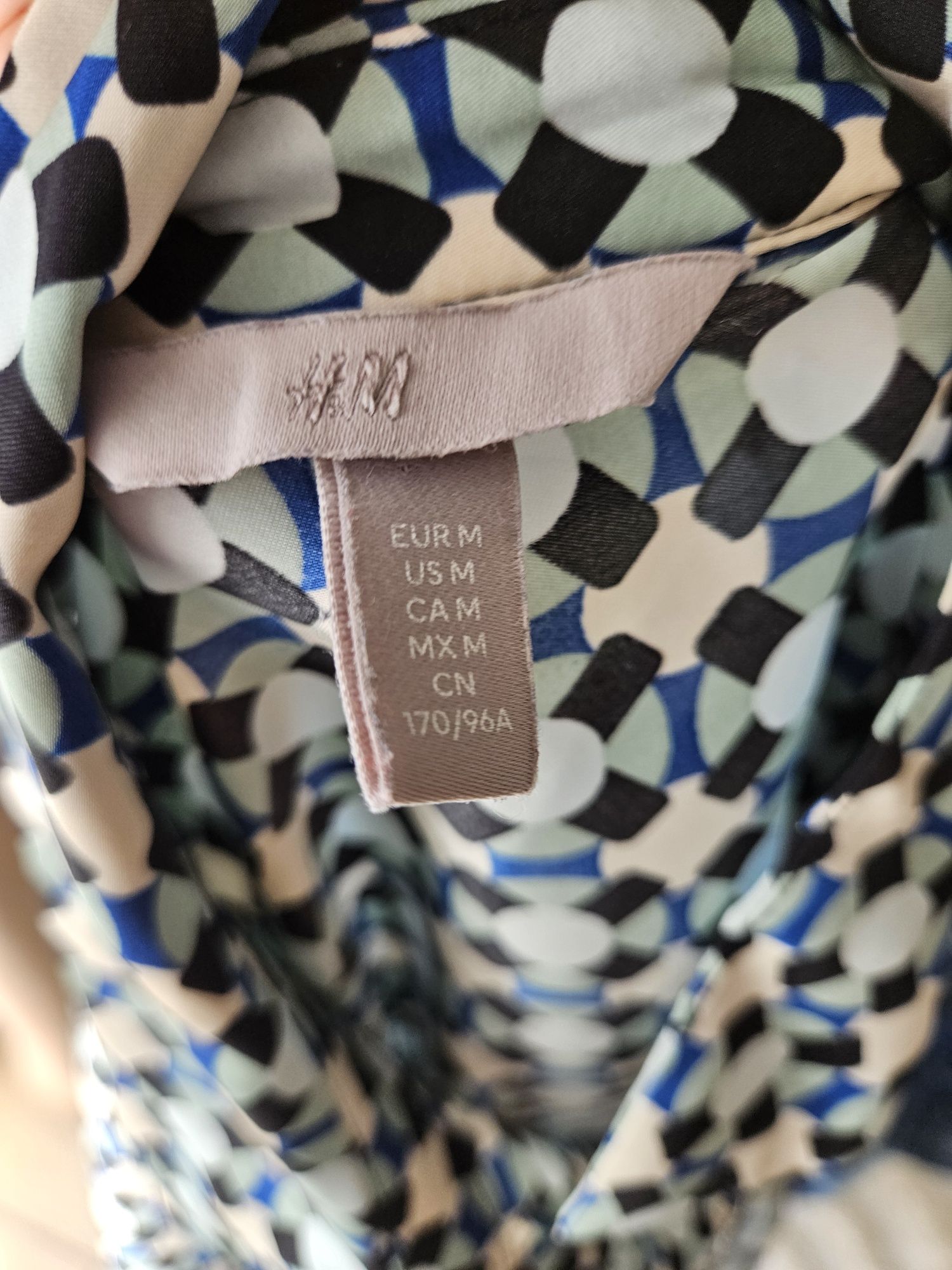Koszula damska H&M casual wzory M/L Elegancka capsule z połyskiem caps