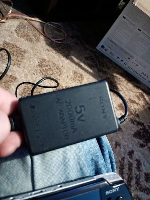 PSP 2004 Przerobione + karta ms2 Duo 2gb i ładowarka