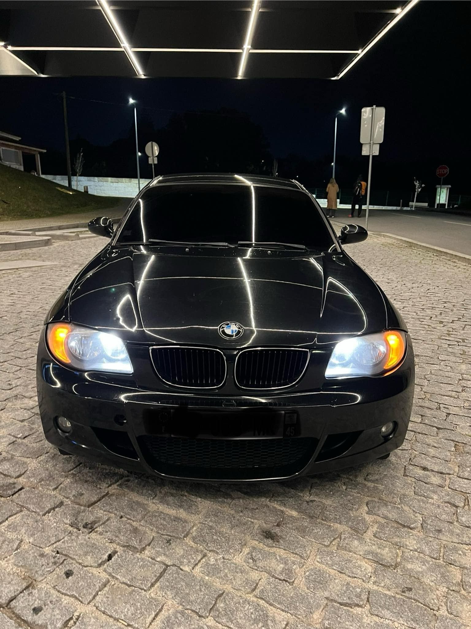 BMW série 1  com alguns extras