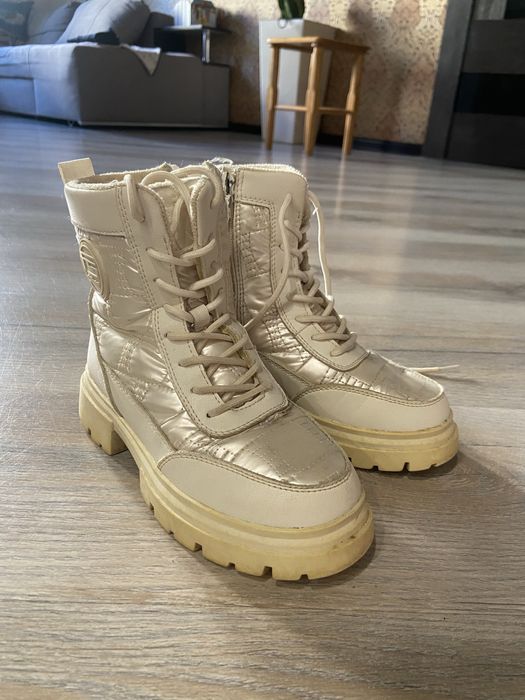 Зимове взуття на овчині