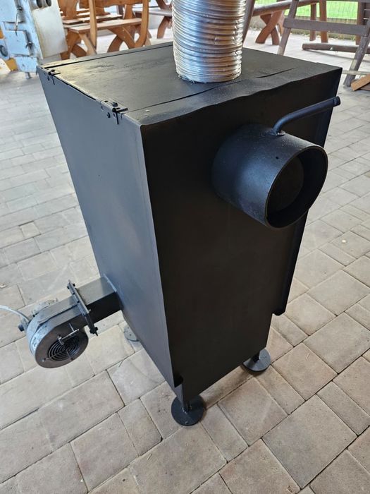 Piec nadmuchowy 13 kW – jak nowy, wentylator 3-stopniowy