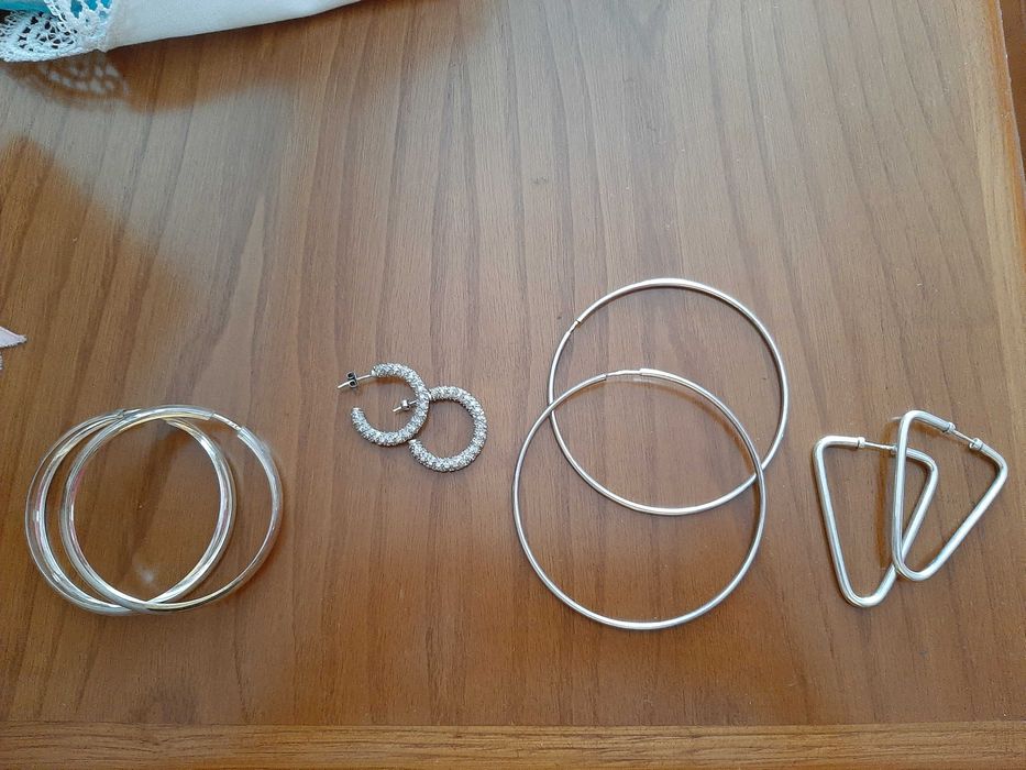 Várias peças em prata