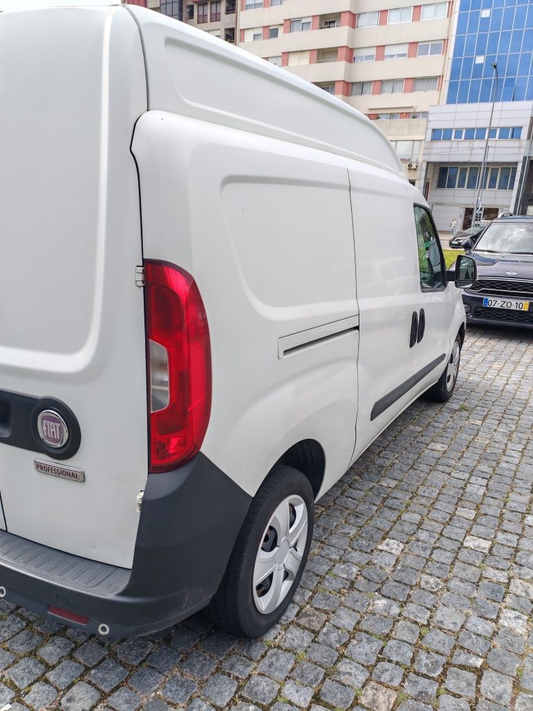 Fiat Doblo XL 1.6 caixa fibrada