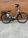 Trek District +2 niska rama 44cm Bosch rower elektryczny ( gazelle )