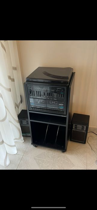 Leitor de vinil philips com colunas e móvel