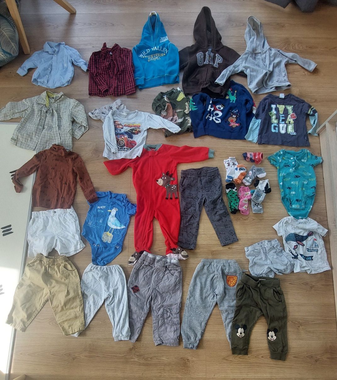 Ubranka dla dziecka r 80-98